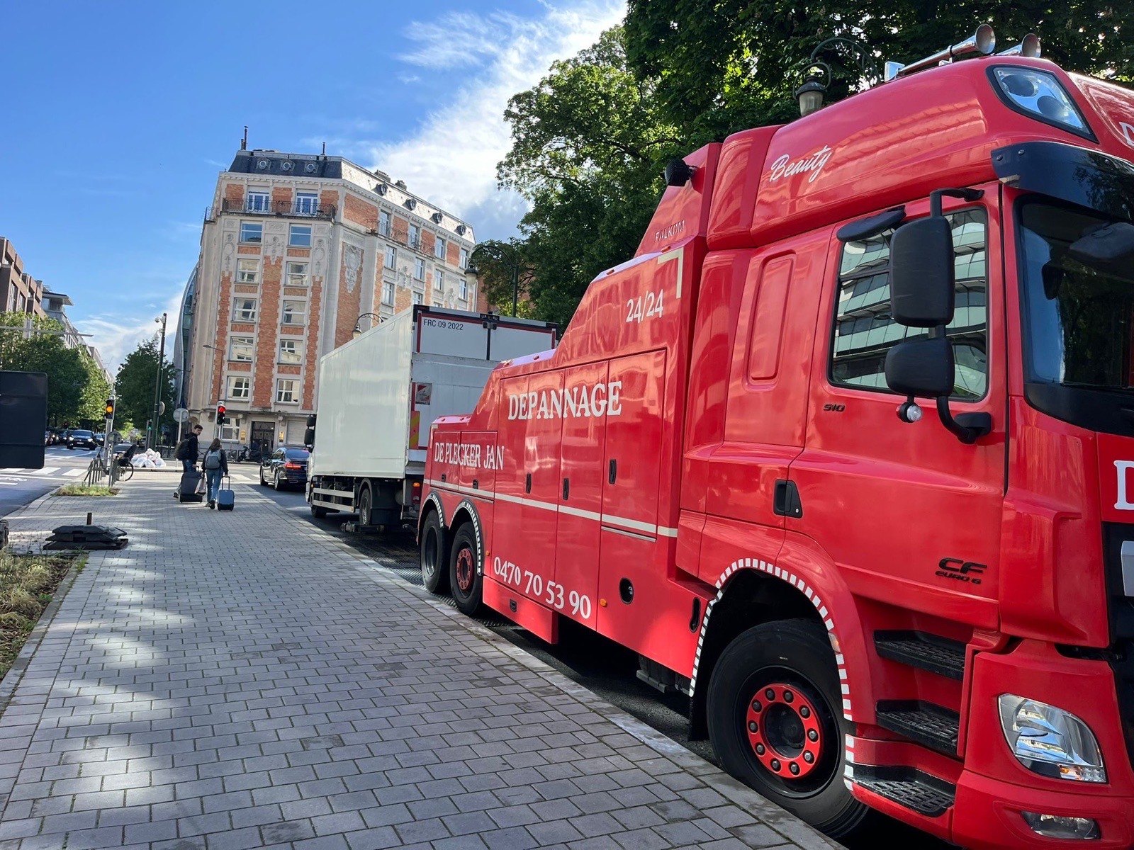 Camion remorqueur ABD en intervention sur Anderlecht — partenaire poids lourds De Plecker Jan